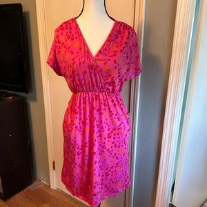 NWT 🌸 Fuchsia Leopard V Neck Pocketed Dress 🌸
